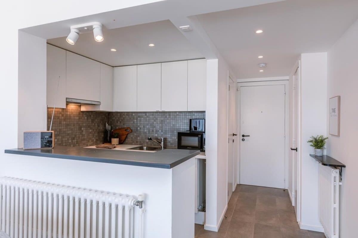 Stunning Studio With Sea-View And Terrace Apartment Кноке-Хайст Екстериор снимка